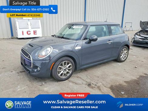 Used 2017 MINI Cooper S image 1