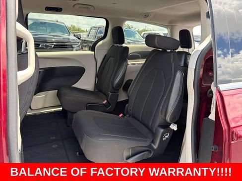 Used 2023 Chrysler Voyager LX FWD image 14