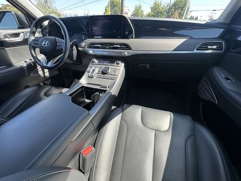 Used 2022 Hyundai Palisade Limited image 14