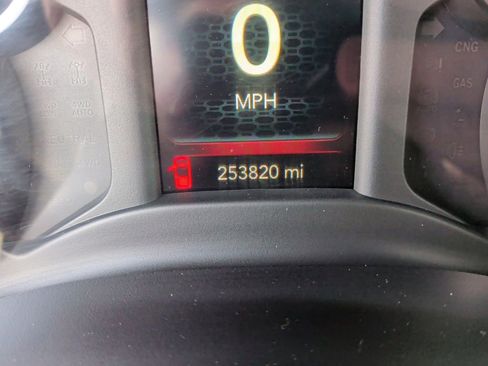 Used 2021 RAM 2500 Tradesman image 21