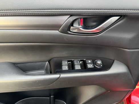 Used 2024 MAZDA CX-5 AWD 2.5 S w/ Preferred Package image 17