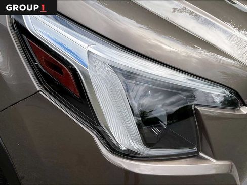 Used 2024 Subaru Forester Limited AWD/4WD image 28