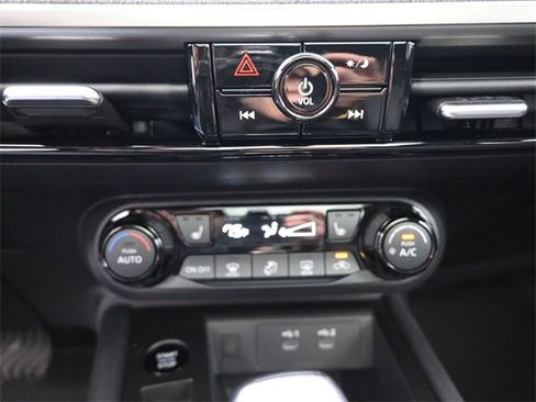 New 2026 Nissan Kicks SV w/ SV Premium Package image 3