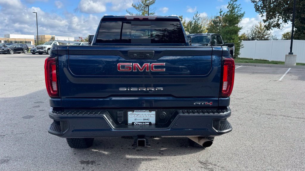 Used 2022 GMC Sierra 2500 AT4 w/ AT4 Preferred Package AWD/4WD image 3