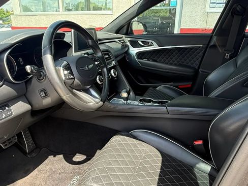 Used 2019 Genesis G70 2.0T Advanced w/ Sport Package AWD/4WD image 10