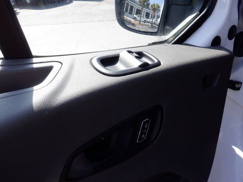 Used 2025 Ford Transit 250 Low Roof w/ Exterior Upgrade Package RWD image 15