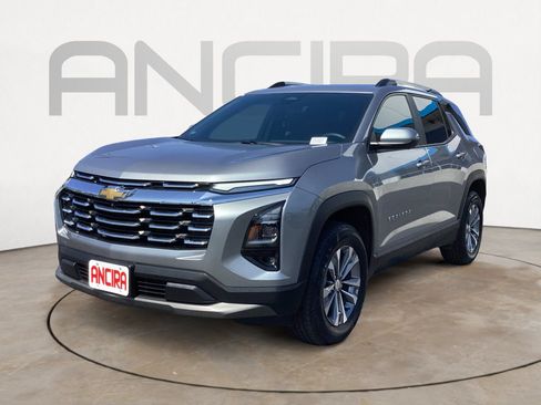 Used 2025 Chevrolet Equinox LT w/ Convenience Package II FWD image 7