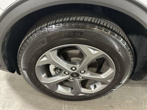 Certified 2025 Ford Escape ST-Line w/ Tech Pack #1 FWD image 23