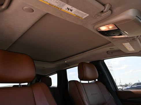 Used 2016 Jeep Grand Cherokee Summit AWD/4WD image 24