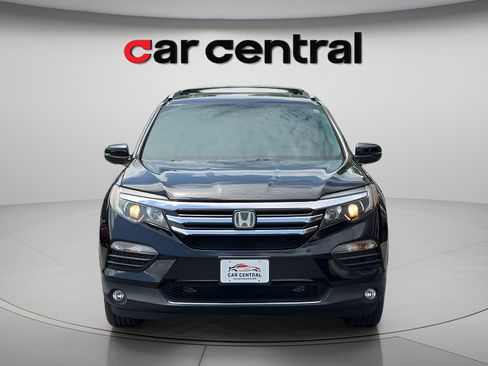 Used 2016 Honda Pilot Touring image 10