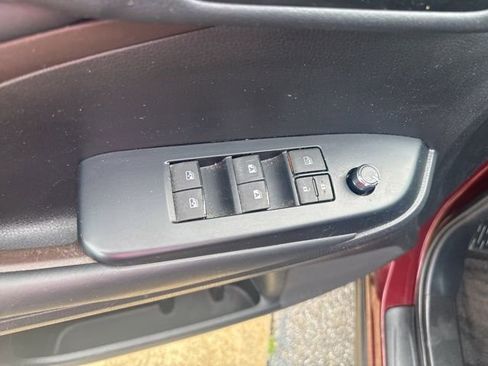 Used 2019 Toyota Highlander Plus image 17