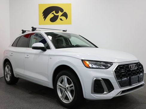 Used 2021 Audi Q5 e Premium w/ Convenience Package AWD/4WD image 6