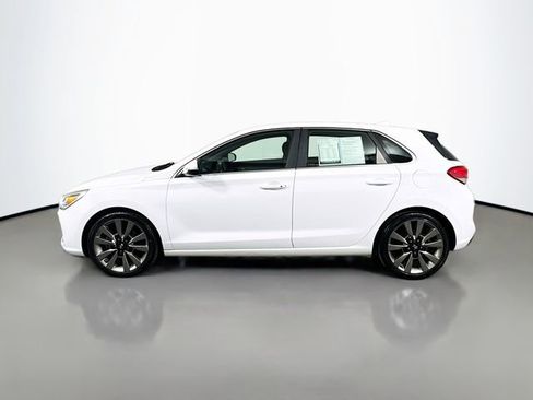 Used 2018 Hyundai Elantra GT Sport image 5