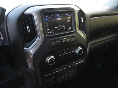 Used 2022 GMC Sierra 2500 Pro w/ Convenience Package image 30