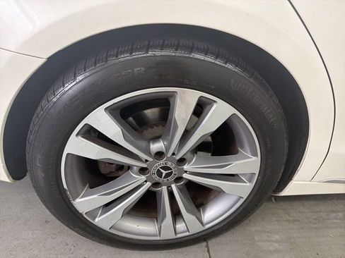 Used 2019 Mercedes-Benz S 560 4MATIC Sedan image 23
