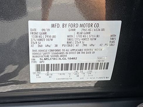 Used 2020 Lincoln Aviator Reserve w/ Equipment Group 202A AWD/4WD image 39