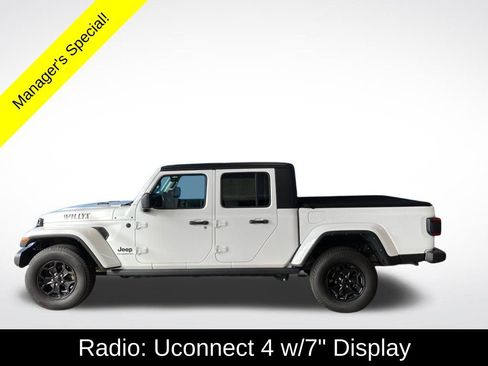 Used 2021 Jeep Gladiator Willys image 18