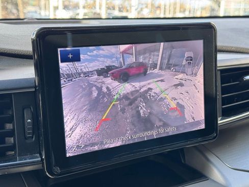 Used 2021 Ford Explorer XLT w/ Equipment Group 202A image 42