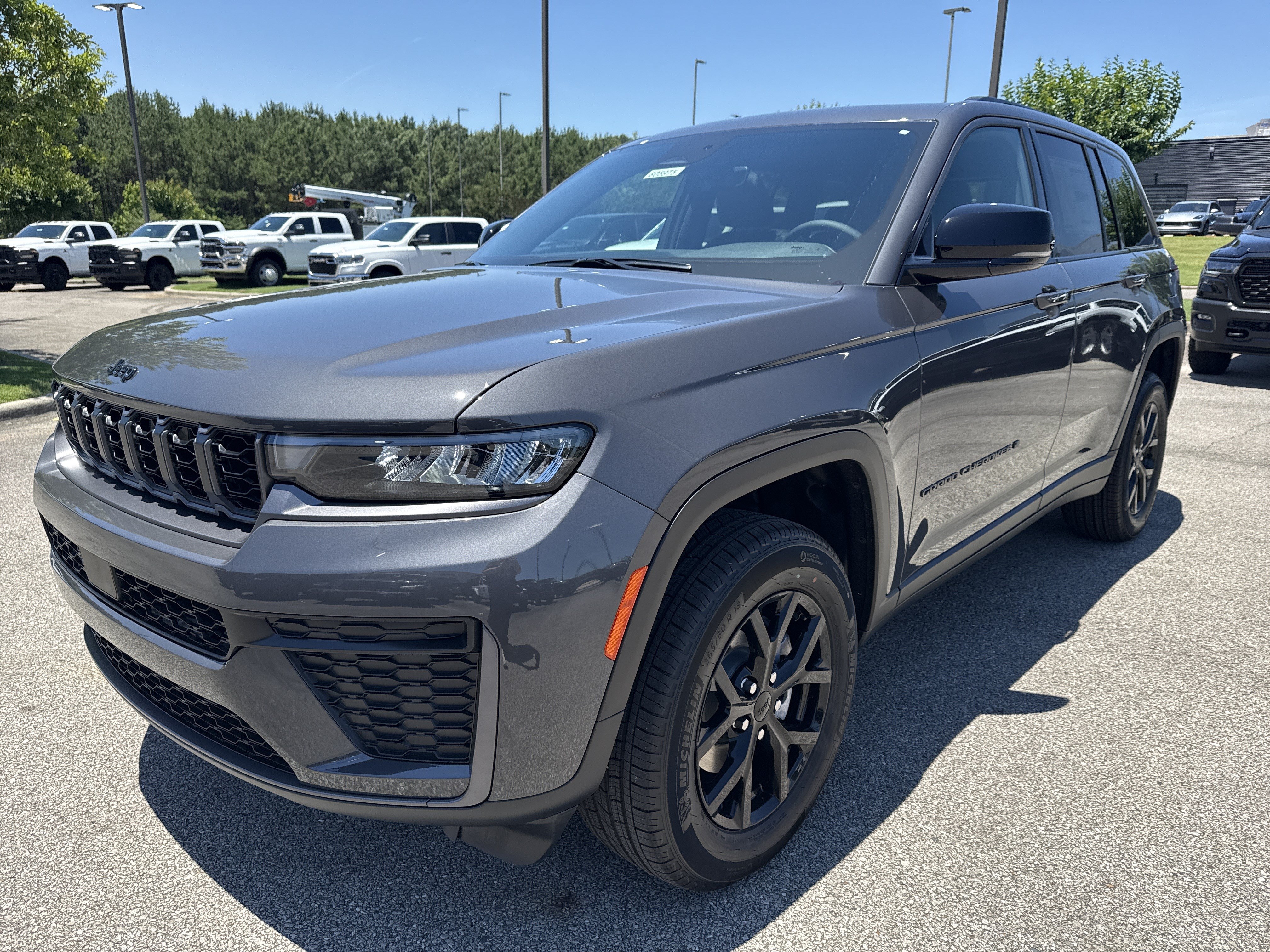 New 2026 Jeep Grand Cherokee Altitude RWD image 3