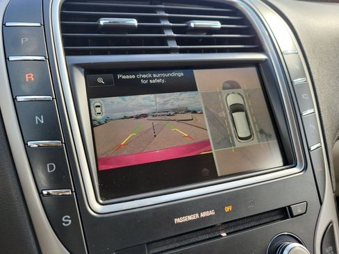 Used 2016 Lincoln MKX Reserve w/ Luxury Package image 20