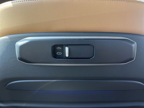 Used 2026 BMW X6 M60i image 42