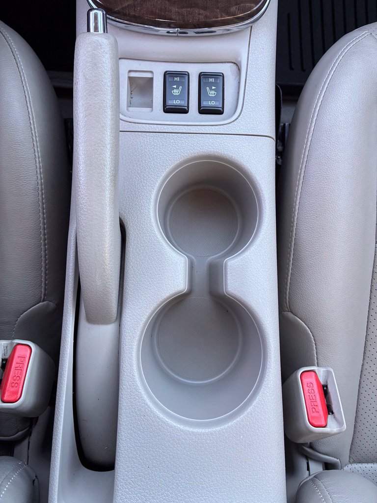 Used 2013 Nissan Sentra SL w/ Leather Pkg FWD image 37