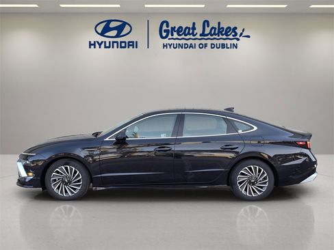 Certified 2025 Hyundai Sonata SEL image 2