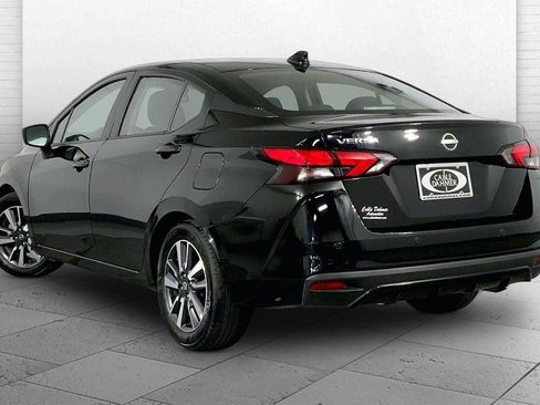 Used 2025 Nissan Versa SV FWD image 11