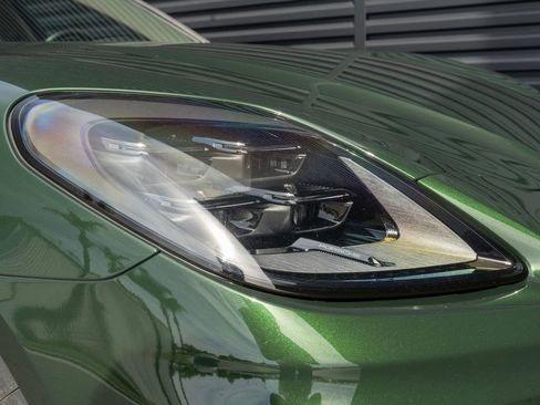Certified 2025 Porsche Panamera 4 AWD/4WD image 13