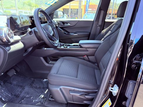 Used 2026 Chevrolet Equinox LT image 22