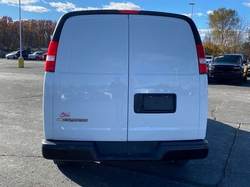 Used 2022 Chevrolet Express 2500 Extended w/ Driver Convenience Package image 5