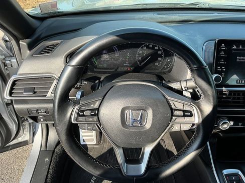 Used 2022 Honda Accord Sport image 15