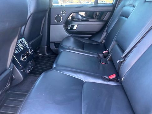 Used 2018 Land Rover Range Rover image 27