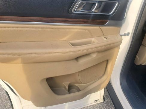 Used 2016 Ford Explorer Limited w/ Equipment Group 301A image 17