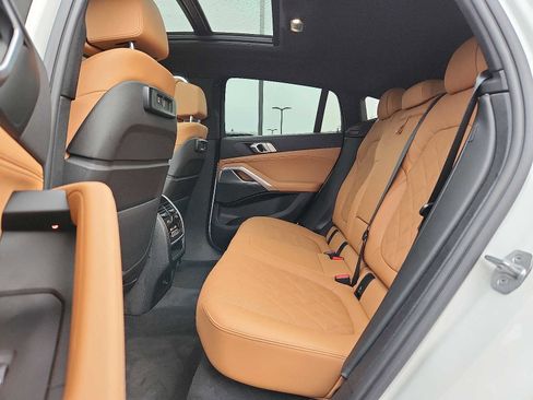 Used 2023 BMW X6 xDrive40i w/ M Sport Package image 10