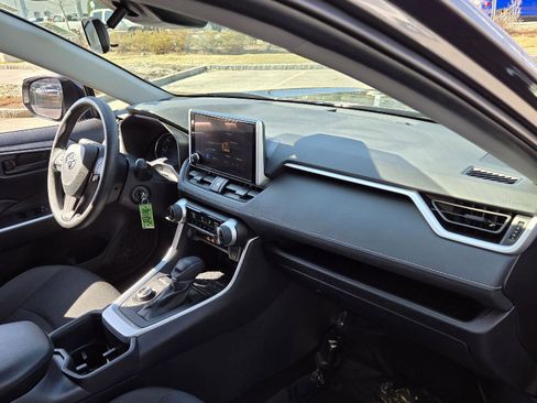 Used 2025 Toyota RAV4 LE image 15