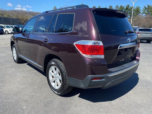 Used 2013 Toyota Highlander SE image 3