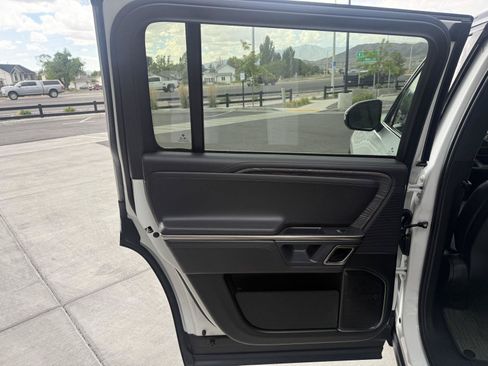 Used 2023 Rivian R1S Adventure AWD/4WD image 14