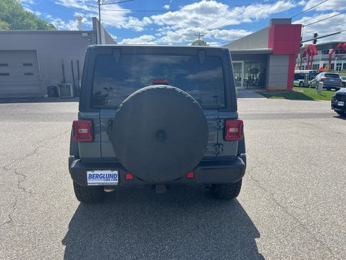 Used 2024 Jeep Wrangler Unlimited Sport AWD/4WD image 22