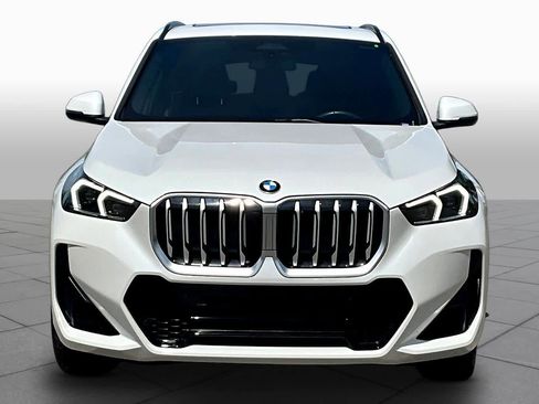 Certified 2025 BMW X1 xDrive28i AWD/4WD image 3