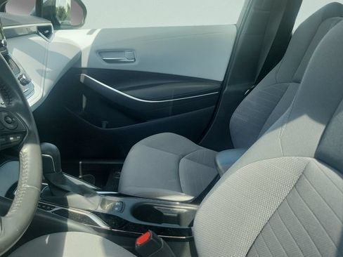 Used 2021 Toyota Corolla SE FWD image 5