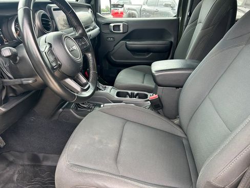 Used 2022 Jeep Gladiator Sport AWD/4WD image 11
