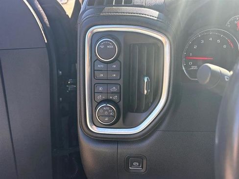 Used 2022 Chevrolet Silverado 1500 LT Trail Boss w/ Safety Package image 16