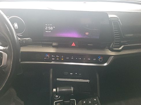 Used 2023 Kia Sportage SX FWD image 9