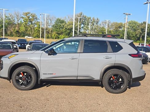 New 2026 Nissan Rogue SV w/ Rock Creek Premium Package image 4
