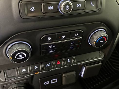 Used 2023 Chevrolet Silverado 1500 Custom w/ LPO, Dark Essentials Package AWD/4WD image 33