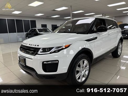 Used 2019 Land Rover Range Rover Evoque SE image 1