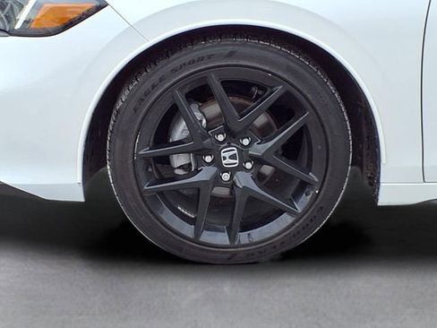 Used 2025 Honda Civic Sport image 13