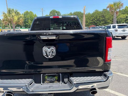 Used 2020 RAM 1500 Big Horn AWD/4WD image 18