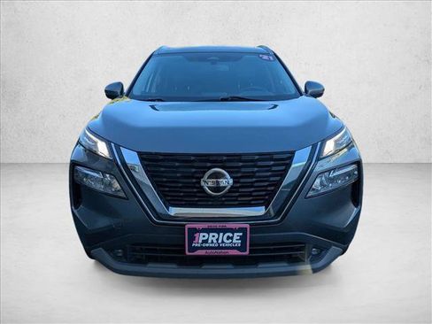 Used 2021 Nissan Rogue SL AWD/4WD image 2